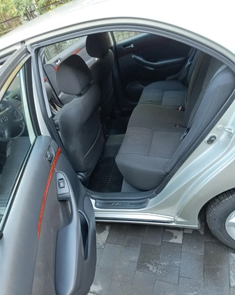 Toyota Avensis cena 10000 przebieg: 343864, rok produkcji 2004 z Pilawa małe 154